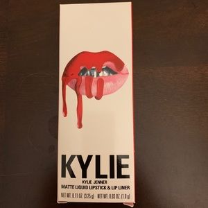 Kylie lip kit